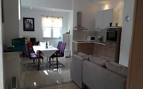 Apartment Sara